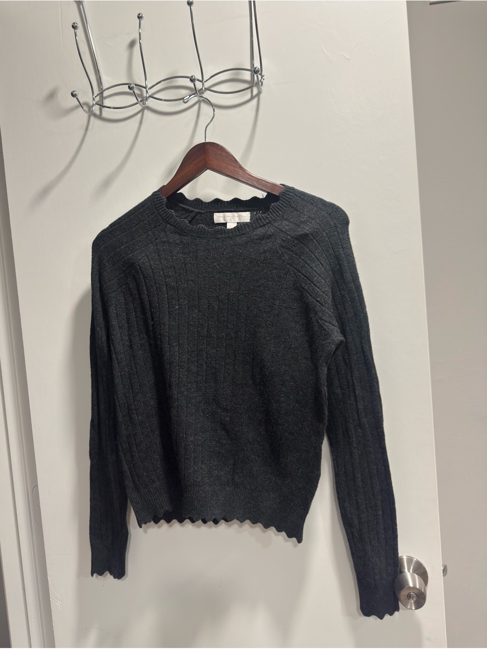 Spiritual Gangster Scallop Ribbed Knit Sweater Charcoal Grey Sz Small